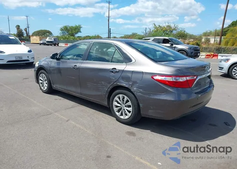 2015 Toyota Camry Le z USA, uszkodzony, nr VIN 4T1BF1FK6FU899000